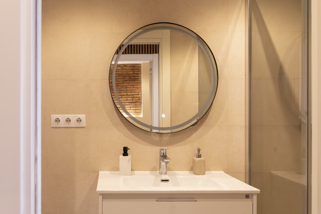 V1LUR14SPROJECT3_GRANVIA548_DEC2025(3)